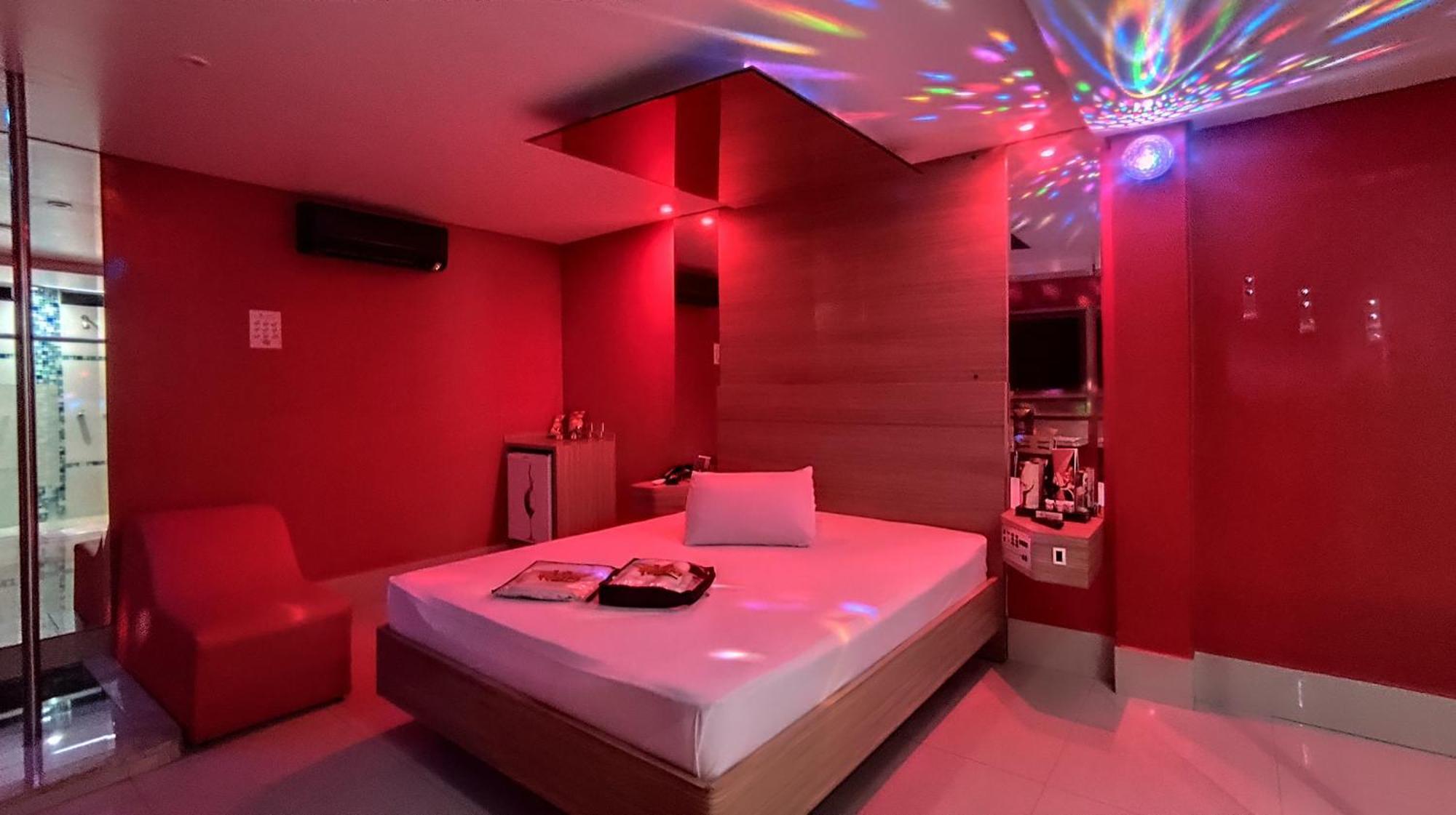 Motel La Folia Ribeirao Preto Bagian luar foto