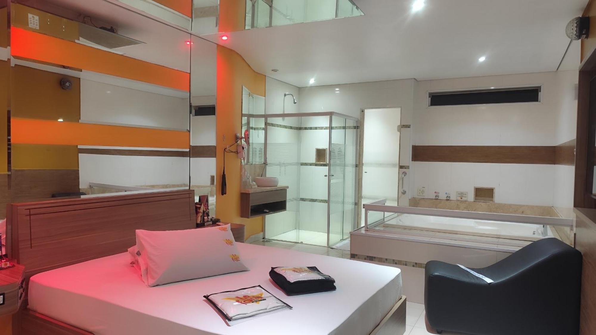 Motel La Folia Ribeirao Preto Bagian luar foto
